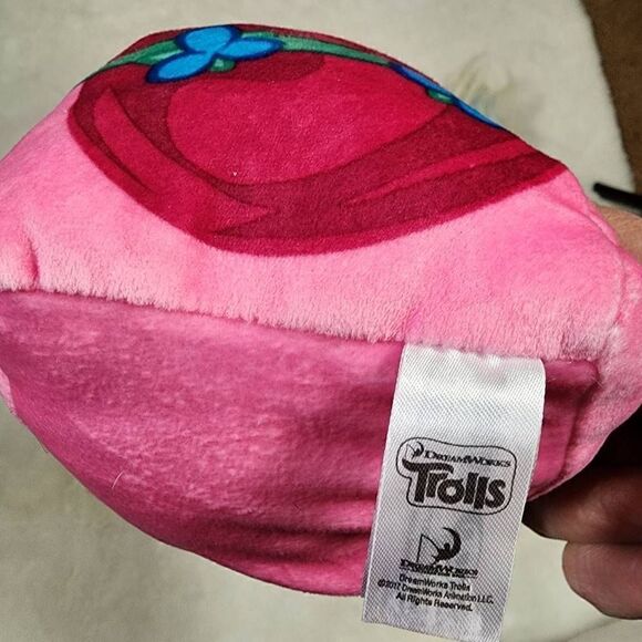 Hasbro Girls Trolls Dreamworks Plushy Dolls Bundle - Picture 3 of 7